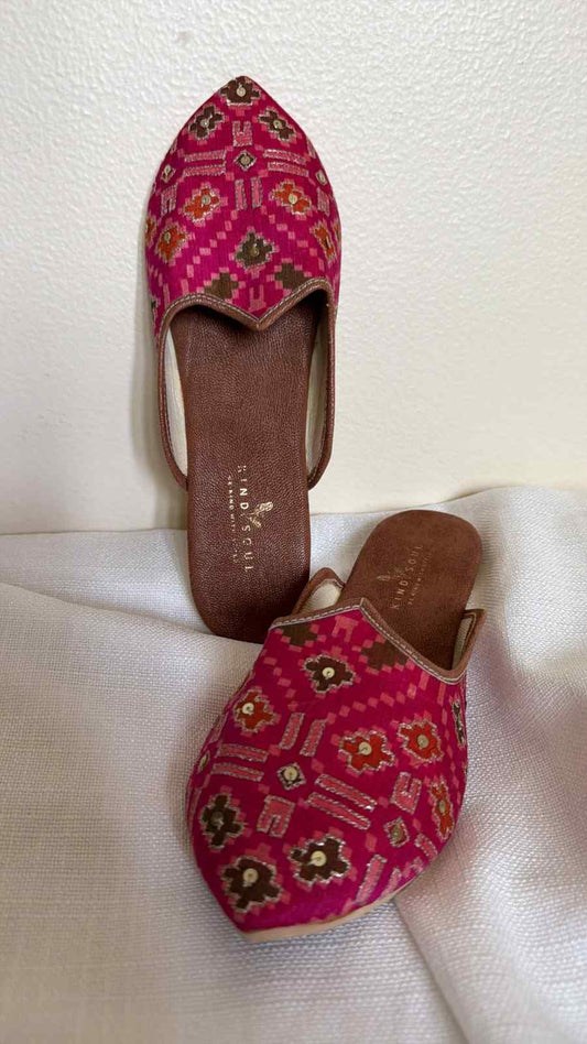 SALE - PINK patola