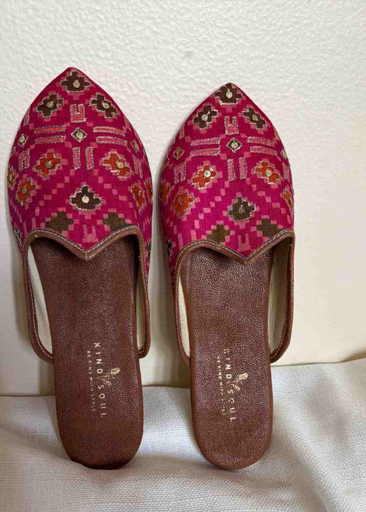 SALE - PINK patola