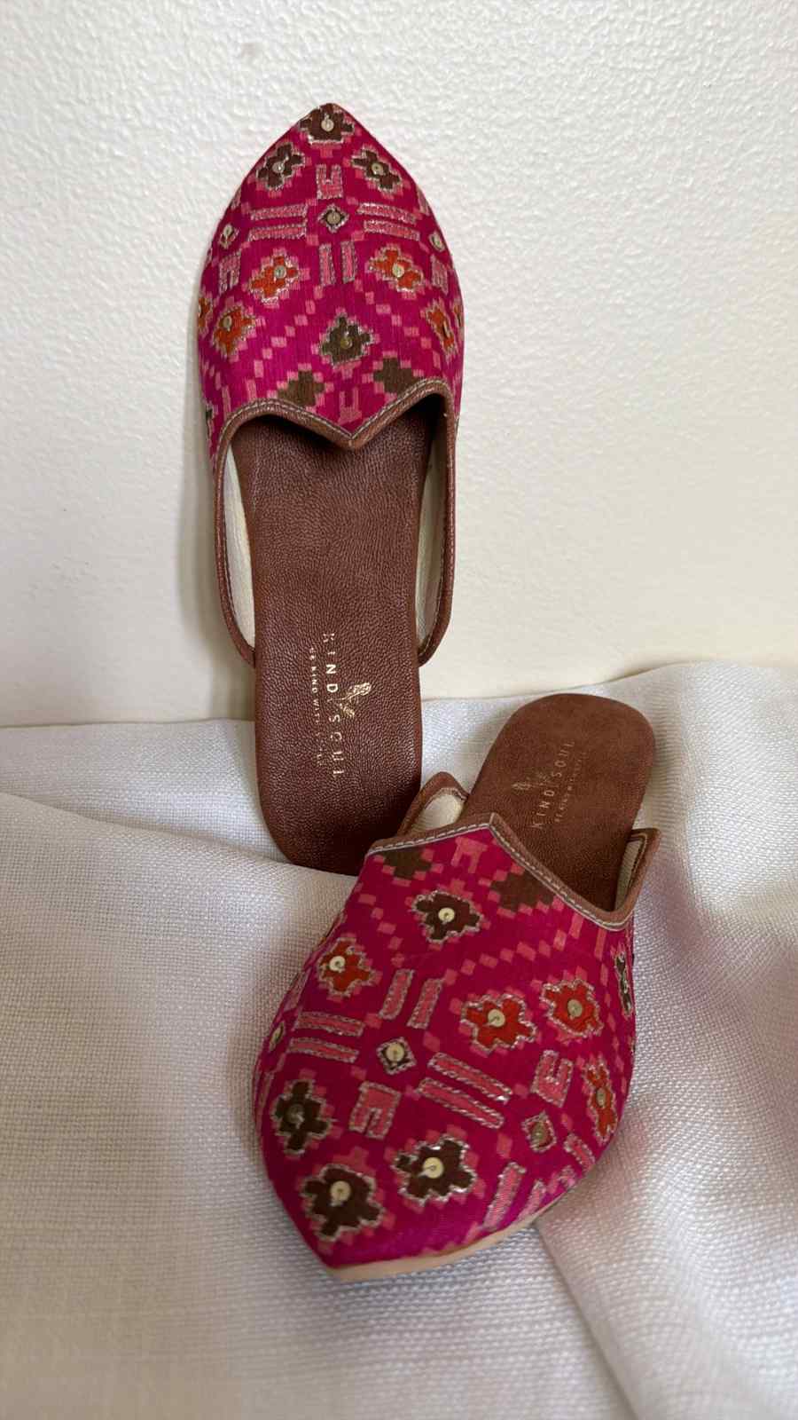 SALE - PINK patola